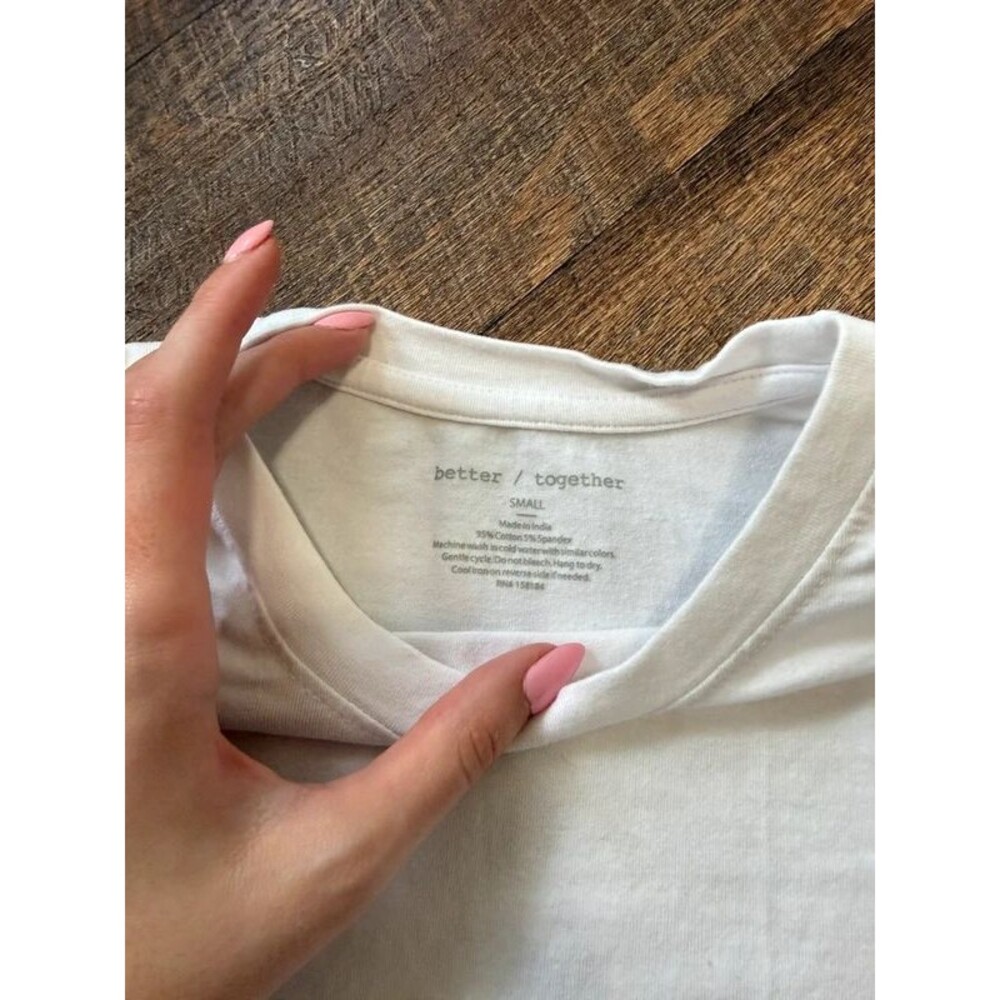 Long sleeve basic tee - Picture 2 of 3
